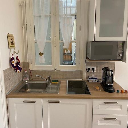 Cosy, Charming Apartment With Courtyard Paris Ngoại thất bức ảnh