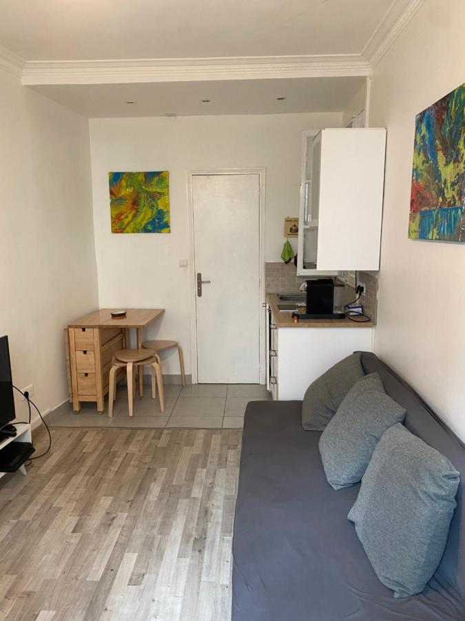 Cosy, Charming Apartment With Courtyard Paris Ngoại thất bức ảnh